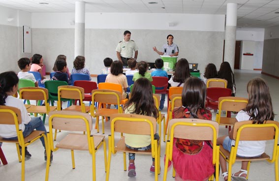 Castelo Branco: GNR realizou demonstração em Escola da Covilhã
