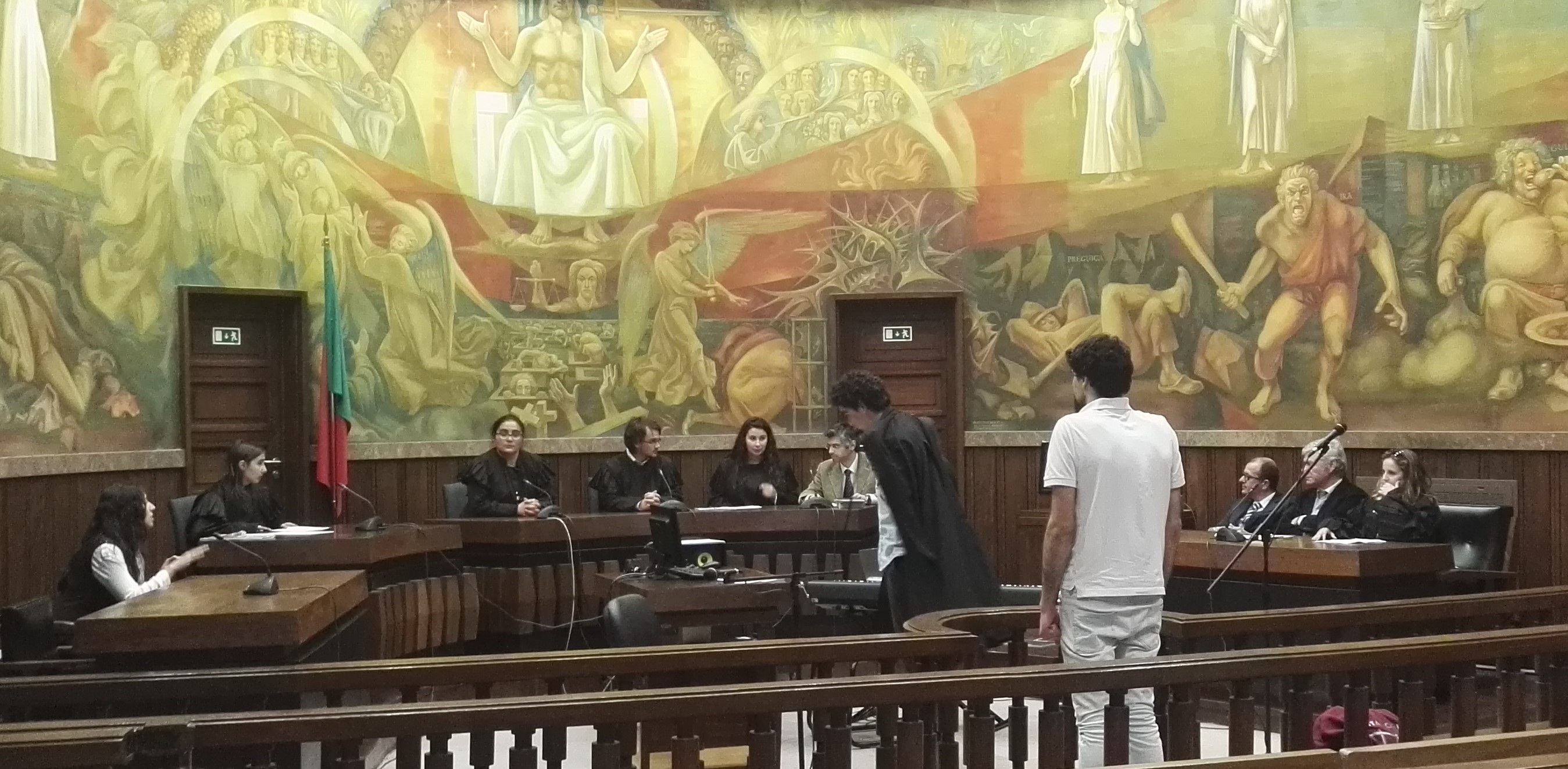 Alunos do curso de Solicitadoria da ESGIN aprendem no Tribunal de Castelo Branco