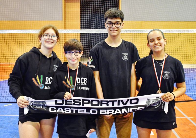 Badminton: DCB em destaque no 2Âº Torneio de Clubes de NÃ£o Seniores
