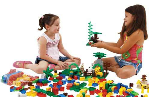 Castelo Branco com campanha solidária ” Prevenir para cuidar” - Troque um brinquedo por um sorriso…