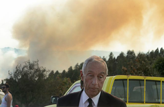 Marcelo diz que é preciso fazer da tragédia dos incêndios um exemplo de reconstrução nacional