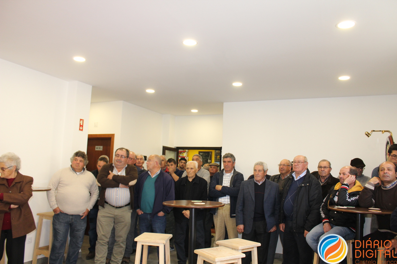 Castelo Branco: Clube Cultural e Recreativo do Ninho do Açor ganha nova sala de convívio em dia de aniversário