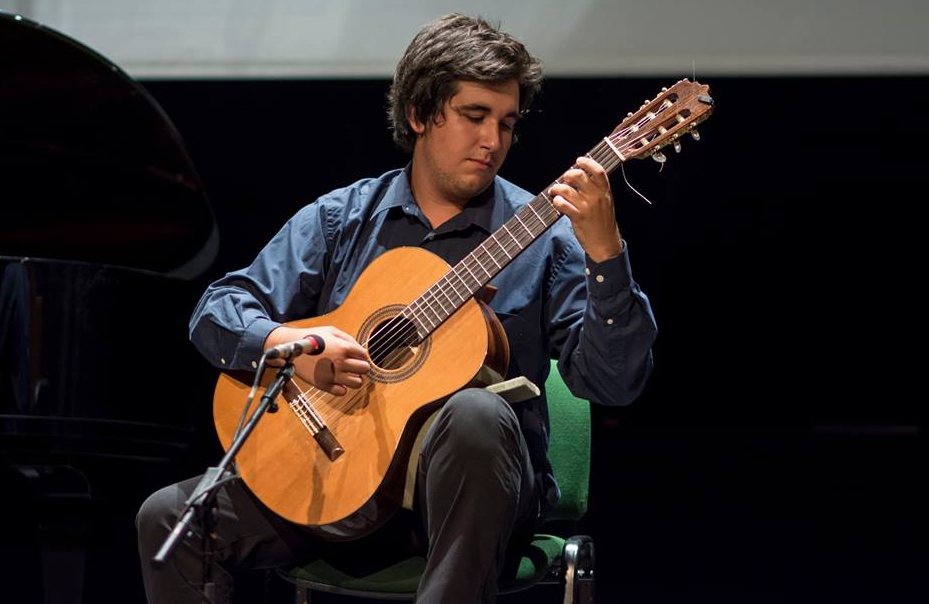 Fundão: Aluno da Academia de Música premiado em Guimarães 