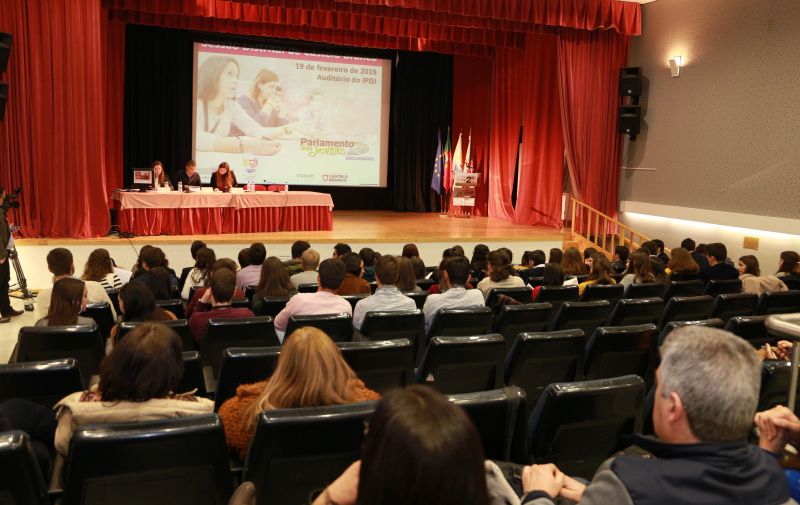 Parlamento dos Jovens: Eleitas as Escolas e Deputados que representam Castelo Branco na sessão Nacional 
