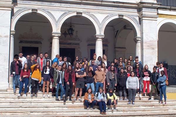 Idanha-a-Nova: Alunos da ESGIN visitam Património Mundial da Humanidade de Évora