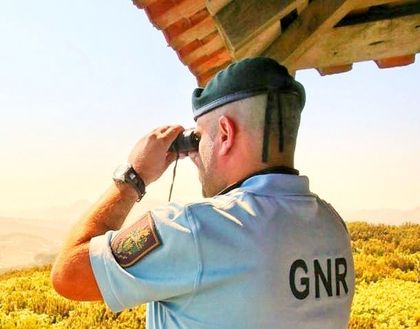 Penamacor: GNR detém homem por incêndio florestal