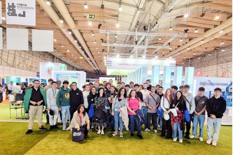 ProenÃ§a-a-Nova: Alunos visitaram 10Âº âPortugal Smart Citiesâ