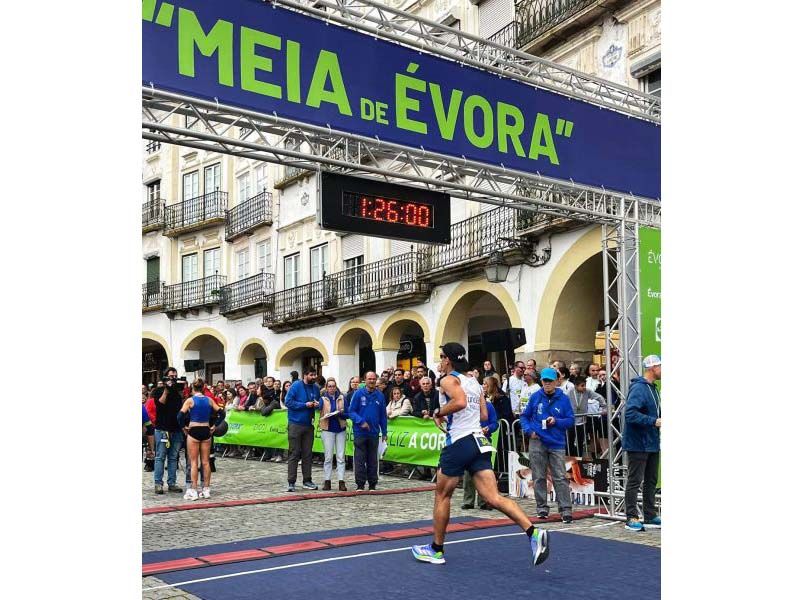 Atleta do Clube de Triatlo do Fundão conquista 2º na Meia Maratona de Évora
