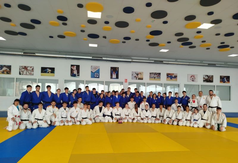 Castelo Branco: Sem ajuda da Câmara Municipal, EJAH continua com intercâmbios internacionais de forma a garantir o futuro do Judo
