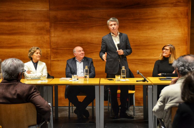 PS: José Luís Carneiro e Ana Abrunhosa apoiam Aeródromo Municipal de Castelo Branco à margem de apresentação de livro
