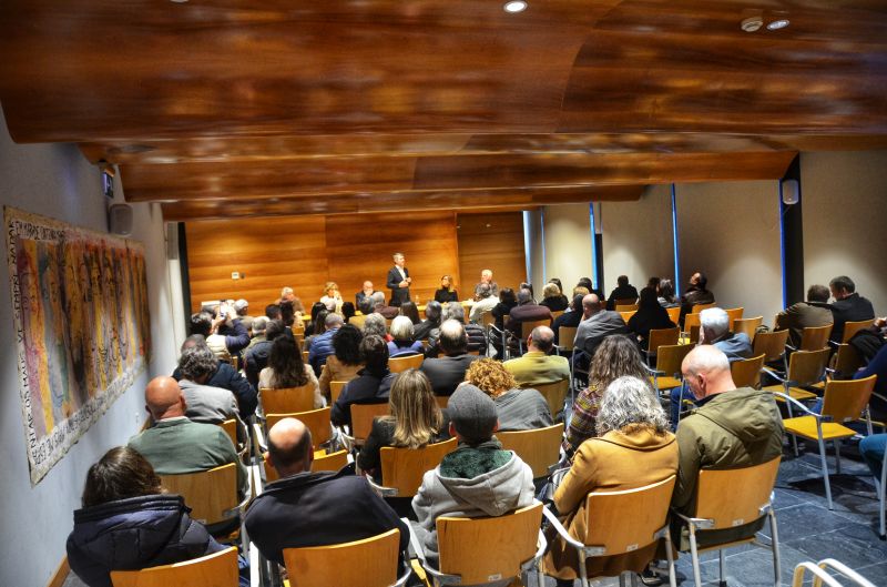 PS: José Luís Carneiro e Ana Abrunhosa apoiam Aeródromo Municipal de Castelo Branco à margem de apresentação de livro
