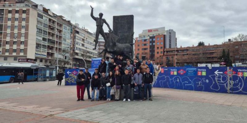 Alunos proencenses em visita de Estudo à FITUR TECHY 2025 - Madrid