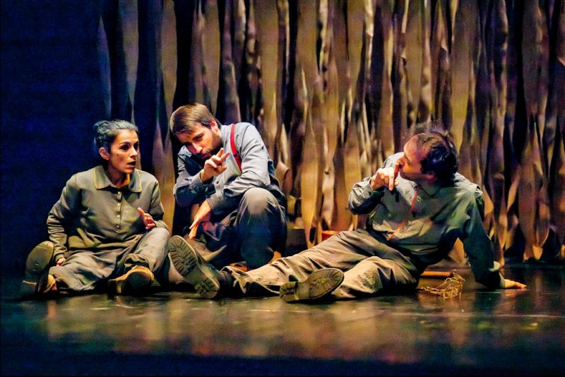 castelo-branco-cine-teatro-avenida-recebe-peya-teatral-cdescaminhoc-hoje----