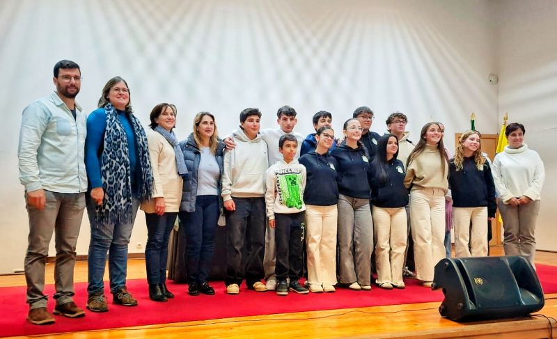 vila-de-rei-eleiyyes-da-associayyo-de-estudantes-do-agrupamento-de-escolas-registam-forte-participayyo-e-elegem-lista-s